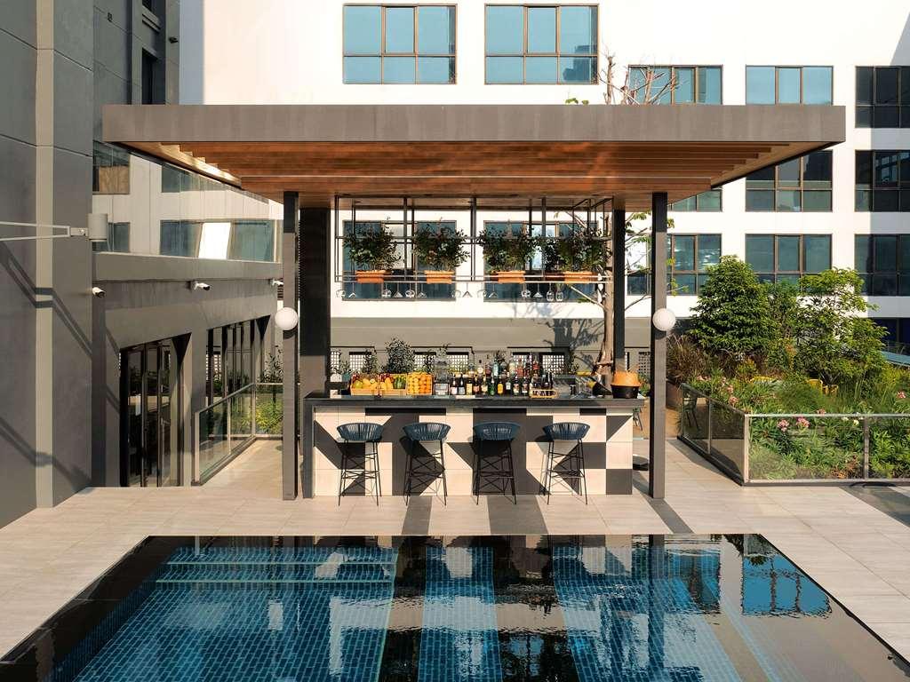 Tribe Living Bangkok Sukhumvit 39 By Accorhotels Restaurant foto